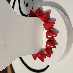 Red *dyed* Howlite Spiky elastic bracelet